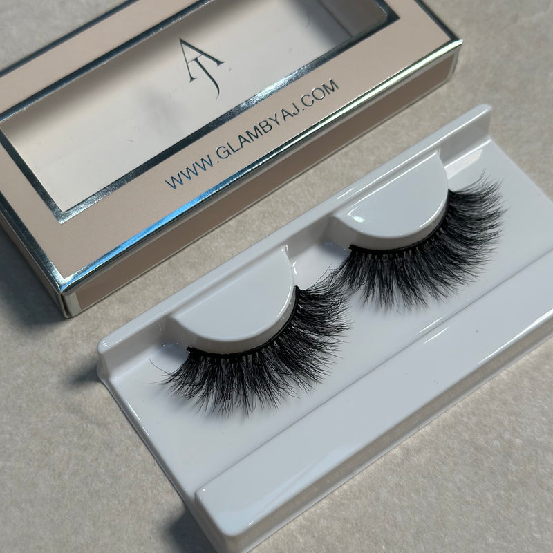 STRIP LASH - A07